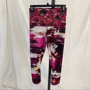 Lululemon cropped leggings size 6